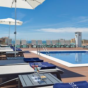 H10 Delfín - Adults Only